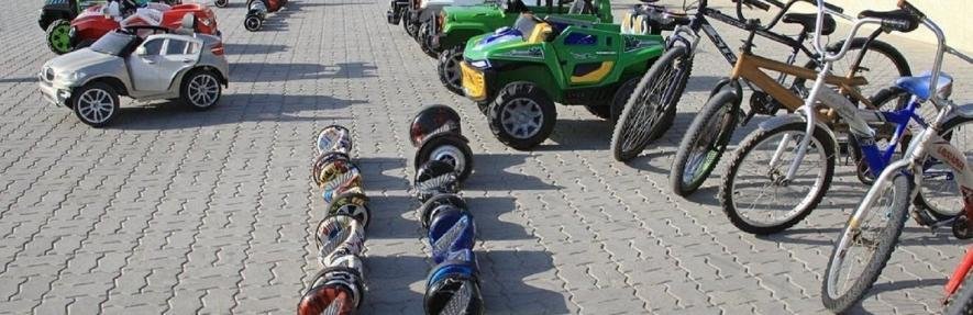 Если хочешь остаться – прокатчики машинок на набережной Актау выдвинули ...